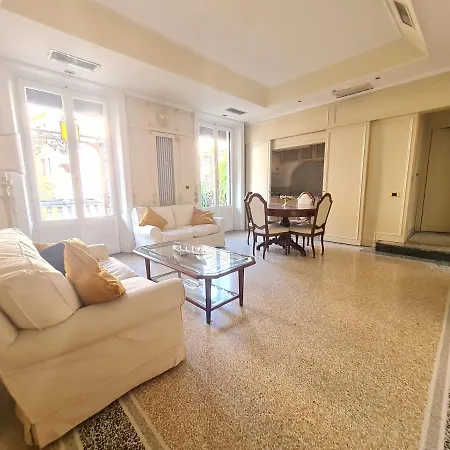 Fontana Cozy Apartment